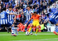 Espanyol 0-2 Barca: 1 thẻ đỏ, 2 bàn thắng và 3 điểm tuyệt đối