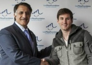 Nghỉ đến hết mùa giải, Messi sang Qatar hoạt động từ thiện