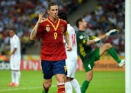 Ghi 4 bàn, Torres giúp Tây Ban Nha thắng trận kỷ lục 10-0