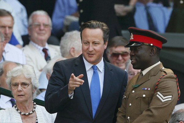 Thủ tướng Anh David Cameroon cũng tới tham dự trận đấu có ý nghĩa đặc biệt trong lịch sử quần vợt nước nhà.