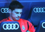 Barca "họp thượng đỉnh" mua Casillas!