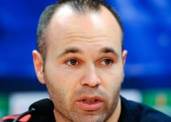 Nóng: Iniesta từ chối gia hạn với Barca