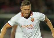 Totti gia hạn hợp đồng, ở lại Roma đến năm 40 tuổi