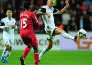 Swansea City 2-2 Liverpool: Trở lại ngôi đầu bảng