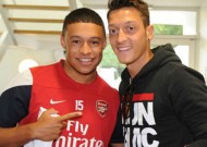 Ozil đã đến Arsenal