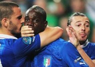 Những hình ảnh hài hước 'khó đỡ' của Balotelli
