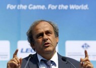 Platini đề xuất cho 40 đội dự World Cup từ 2018