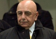 Galliani: Mùa đông này, Milan sẽ mua tiền đạo và hậu vệ