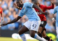 Yaya Toure nhận giải Cầu thủ hay nhất châu Phi của BBC