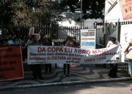 Copacabana blocked as anti-World Cup protests reach Rio