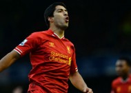 Barca keep counsel over Suarez deal