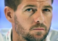 England's Gerrard retires from international duty