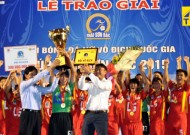 End of 2015 national women's football tournament - Thai Son Bac Cup: Ho Chi Minh women's football club crowned championship