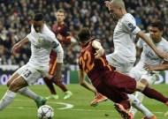 Ronaldo, Rodriguez send Real Madrid into Champions League quarters