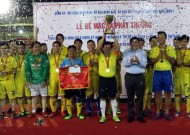 Lãnh đạo Quận ủy - HĐND - UBND Quận I đoạt chức vô địch giải bóng đá mini kỷ niệm 40 năm ngày thành lập Quận I
