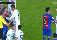 El Clasico: Để mất điểm phút chót, Barcelona bị Real nới rộng cách biệt