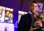 Cristiano Ronaldo tipped for 2016 FIFA award