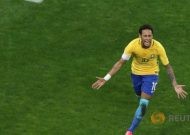 Brazil first team to qualify for World Cup after Uruguay upset