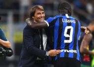 Lukaku scores on debut as Inter rout Lecce