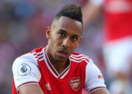 'We are literally giving goals to the opposition' - Aubameyang frustrated after another Arsenal breakdown