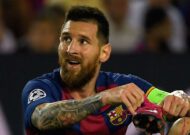 'They wait for Messi to do something' - Wenger says Barcelona 'play like a team in crisis'