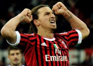 Ibrahimovic returns to AC Milan on short-term contract