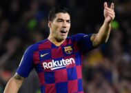 Barcelona forward Luis Suarez out for four months