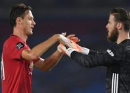 Nemanja Matic: Manchester United midfielder signs new contract until 2023