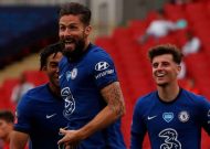 'I'd love to win another one' - Giroud eager for 'special' FA Cup clash with former club Arsenal