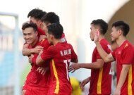 Thắng Malaysia 2-0, Việt Nam giành vé vào tứ kết Giải U23 châu Á 2022, HLV Gong Oh Kyun chưa vội ăn mừng
