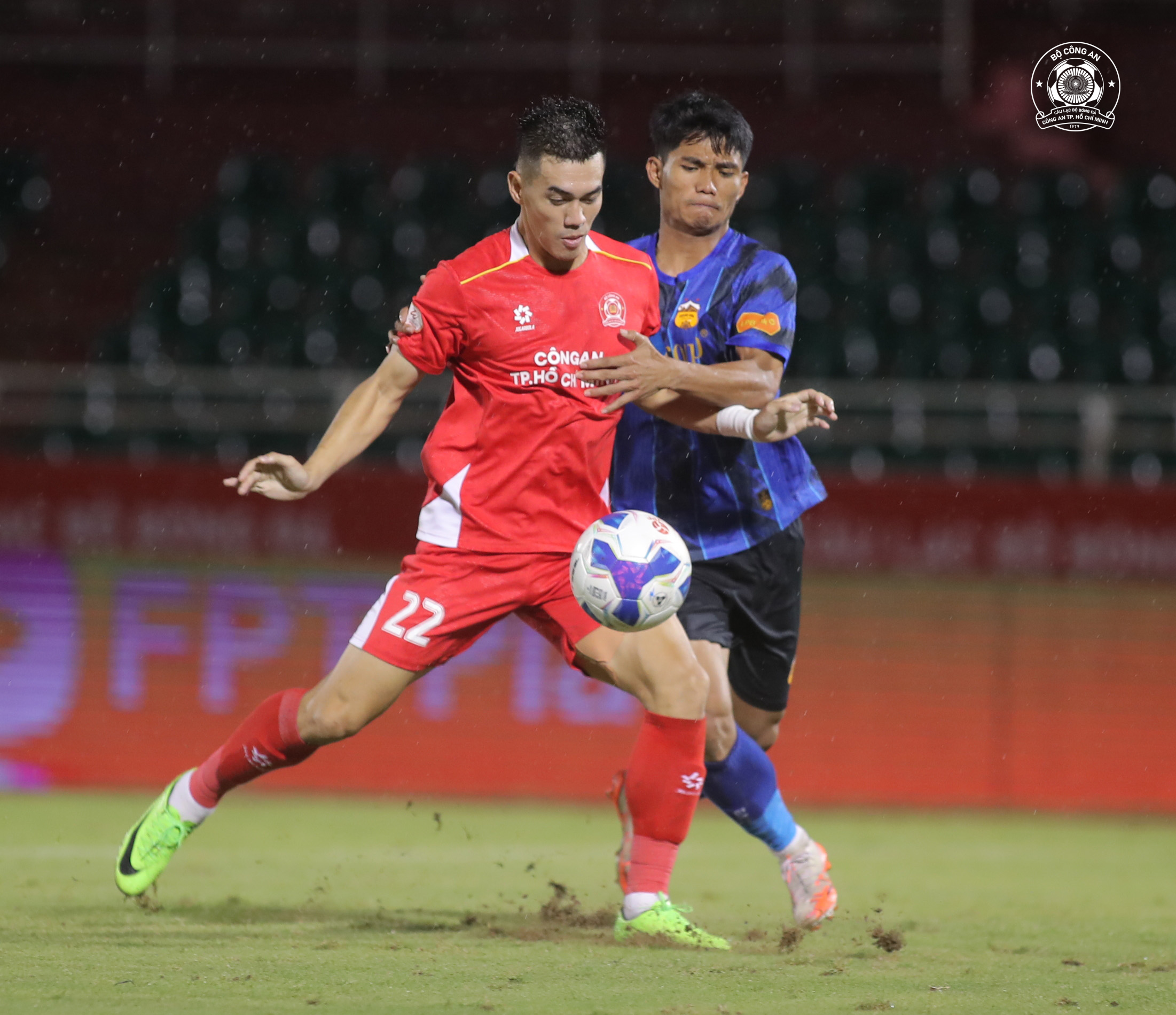 Becamex TP.HCM vs Công an TP.HCM, 18h00 ngày 21/9: Áp lực cho HLV Nguyễn Anh Đức